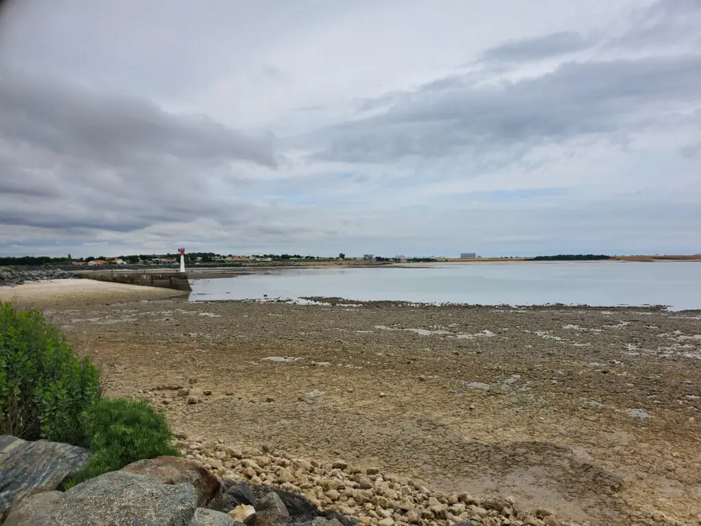 côte ciel gris